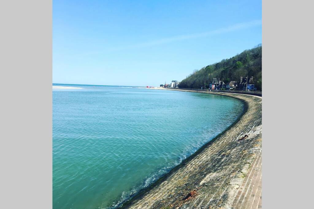 Souplex 50M De La Plage Et Des Commerces ウルガット エクステリア 写真
