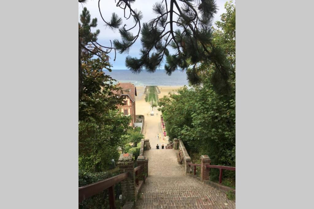 Souplex 50M De La Plage Et Des Commerces ウルガット エクステリア 写真